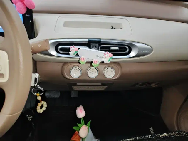 Wuling Hongguang Mini EV — Фото автомобиля 12