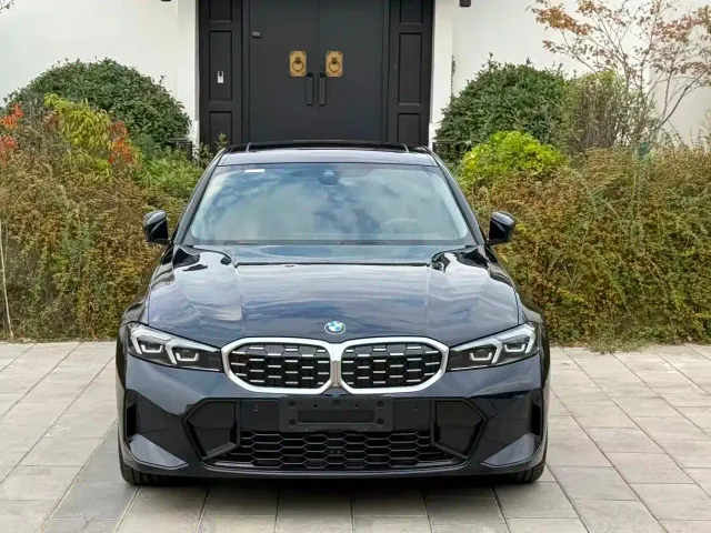 BMW 3 Series — Фото автомобиля 2