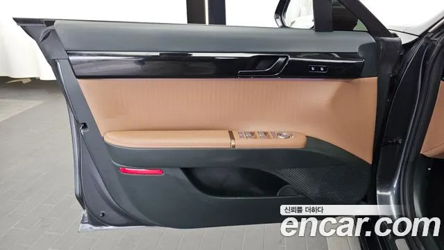 Hyundai Grandeur GN7 — Фото автомобиля 13