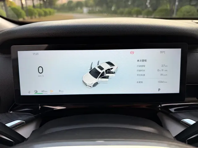 Geely Galaxy Stellar 6 — Фото автомобиля 19