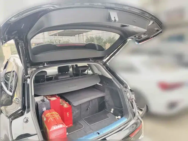 Audi Q5L — Фото автомобиля 5
