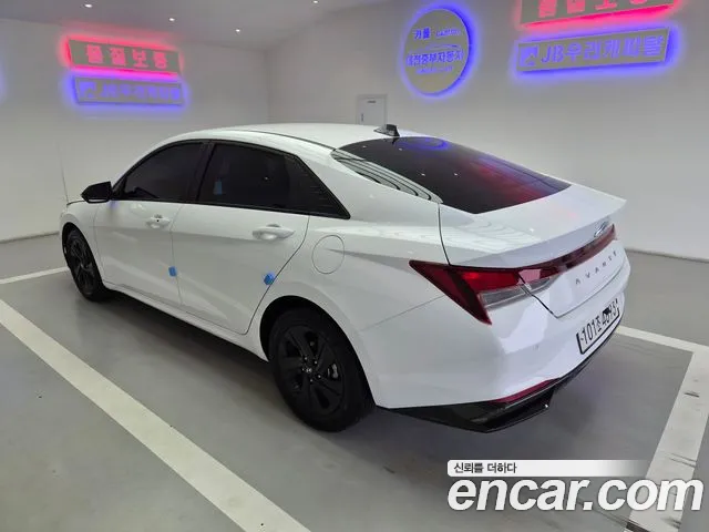 Hyundai AVANTE Smart — Фото автомобиля 5