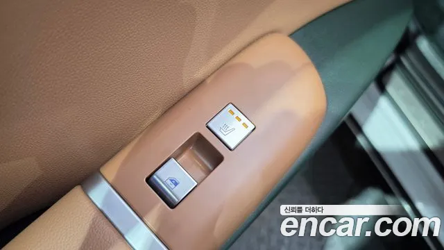 Hyundai Grandeur GN7 — Фото автомобиля 28