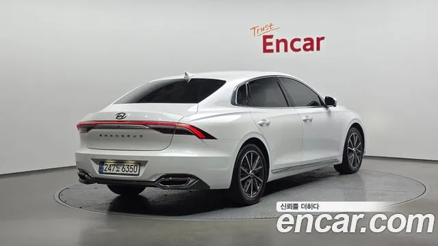 Hyundai Grandeur Grandeur (New) — Фото автомобиля 2