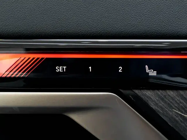 BMW BMW 5 Series 2025 530Li Premium M Sport Package — Фото автомобиля 22
