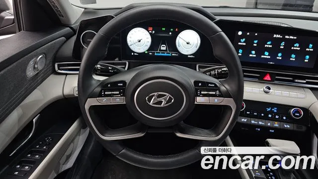 Hyundai Avante CN7 — Фото автомобиля 19
