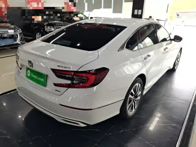 Honda Accord — Фото автомобиля 6