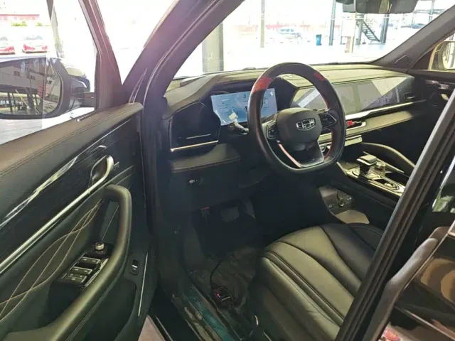 Geely Xingyue L — Фото автомобиля 15