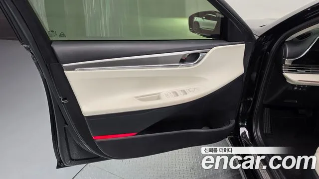 Hyundai Grandeur Grandeur (New) — Фото автомобиля 13