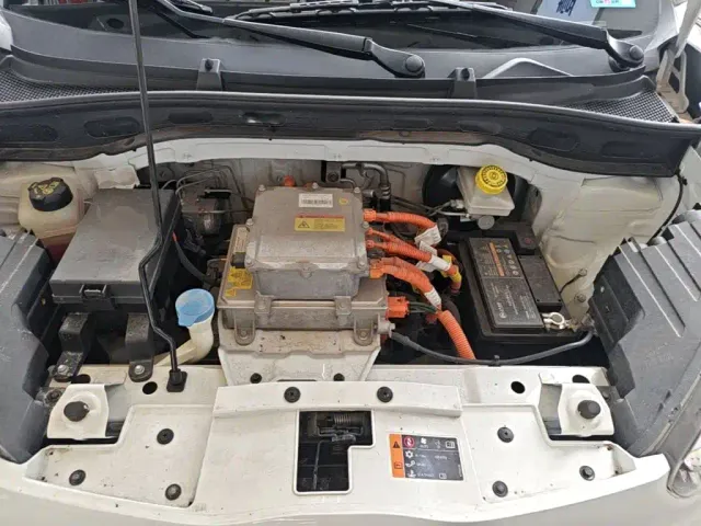 Roewe Clever — Фото автомобиля 19