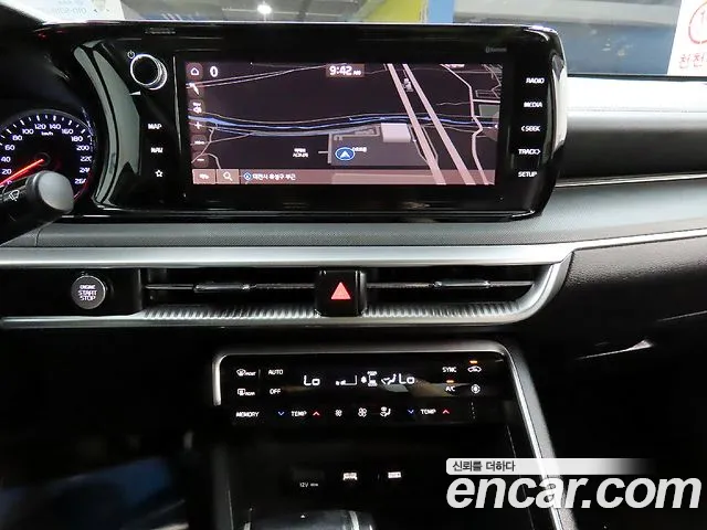 Kia K5 K5 3 поколение 2.0 LPI(Для проката) — Фото автомобиля 12