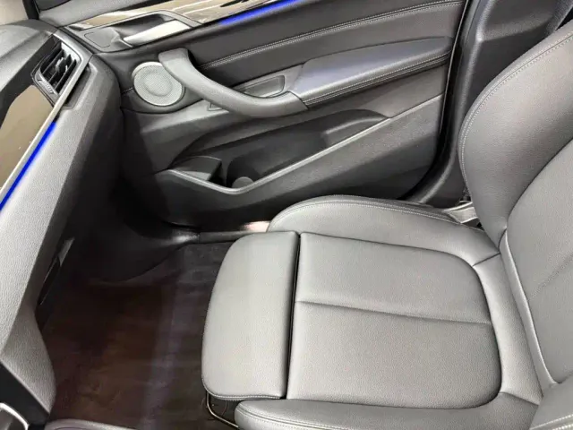 BMW X1 — Фото автомобиля 13