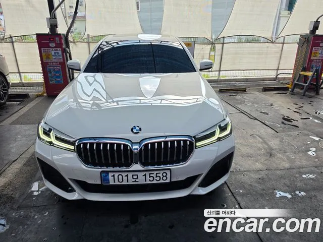 Фотография автомобиля — BMW 5 Series G30