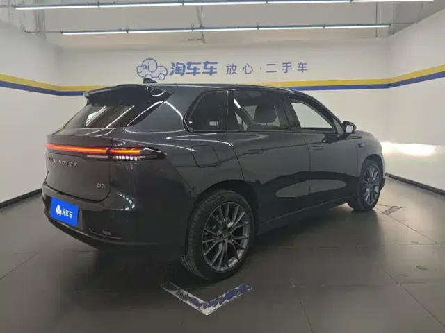 Leapmotor C10 — Фото автомобиля 3