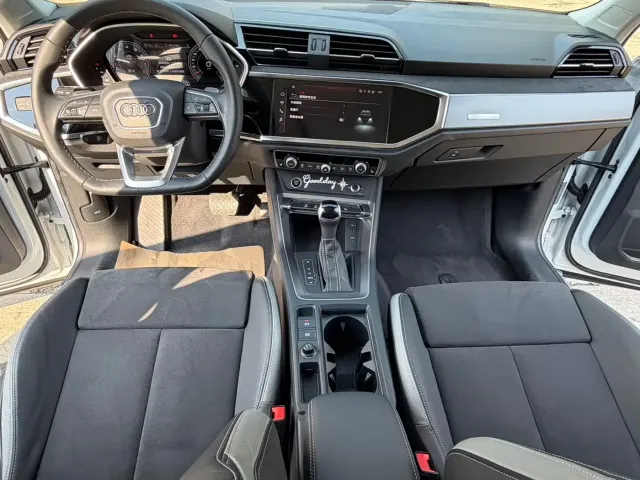 Audi Q3 — Фото автомобиля 19
