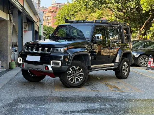 Фотография автомобиля — BAIC BJ40