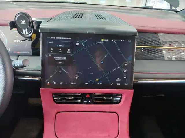 GAC Trumpchi M8 — Фото автомобиля 12