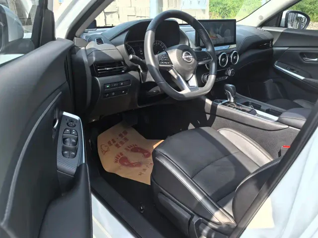 Nissan Sylphy — Фото автомобиля 6