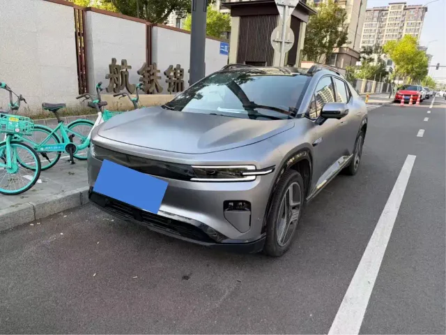Фотография автомобиля — Changan Qiyuan E07