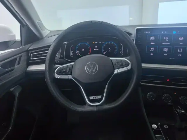 Volkswagen Sagitar — Фото автомобиля 15