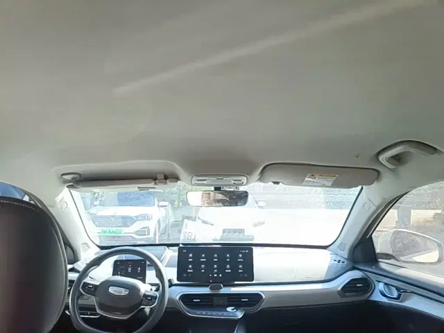 Geely Geometry A — Фото автомобиля 17