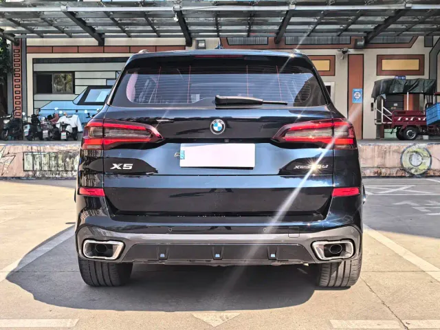 BMW X5 — Фото автомобиля 15