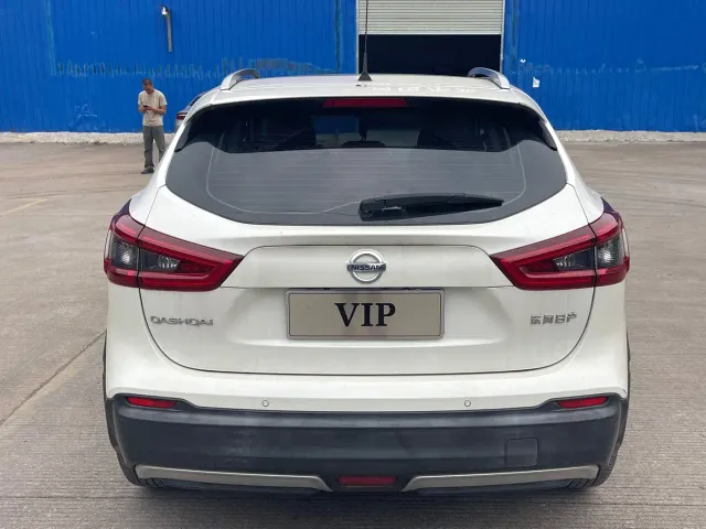Nissan Qashqai — Фото автомобиля 4