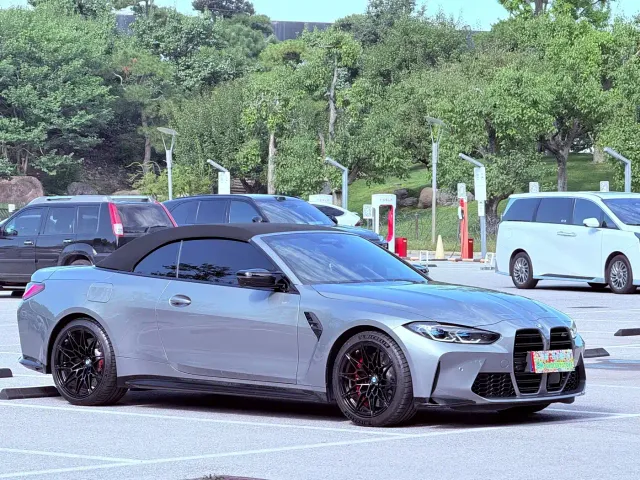 BMW M4 — Фото автомобиля 4
