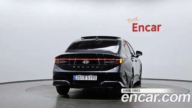 Hyundai Sonata Sonata Edge(DN8) 1.6 Turbo — Фото автомобиля 3