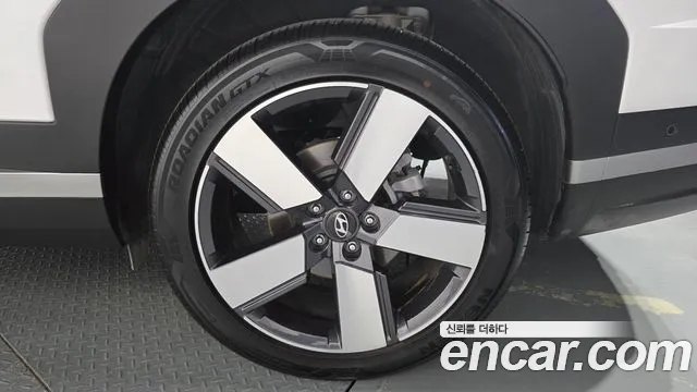 Hyundai Santa Fe MX5 — Фото автомобиля 21