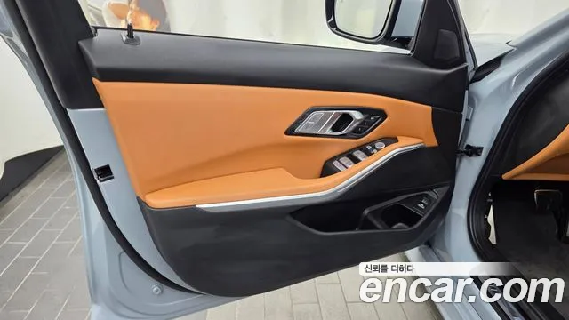BMW 3-Series 3 серия (G20) 320i M Sport — Фото автомобиля 22