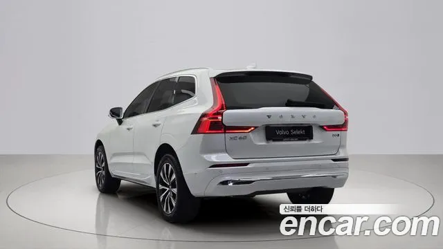 Volvo XC60 2nd Gen — Фото автомобиля 3