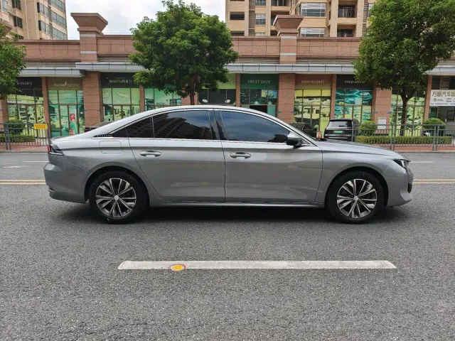 Peugeot 508 — Фото автомобиля 7