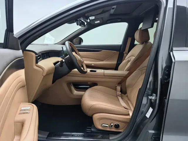 Dongfeng Aeolus L8 — Фото автомобиля 10