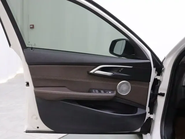 BMW 1 Series — Фото автомобиля 10
