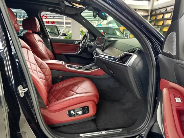 BMW X5 — Фото автомобиля 12