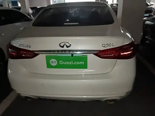 Infiniti Q50L — Фото автомобиля 5