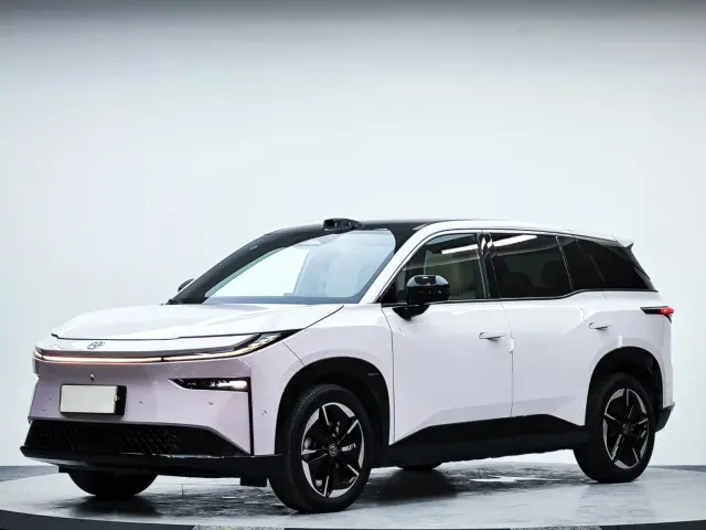 Toyota BoZhi 3X — Фото автомобиля 4