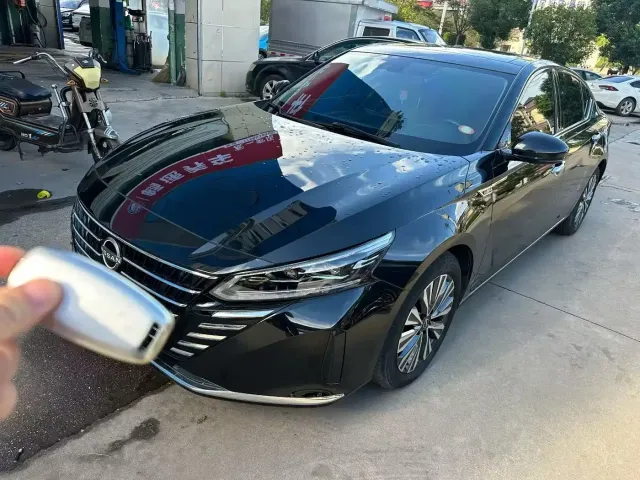Фотография автомобиля — Nissan Teana