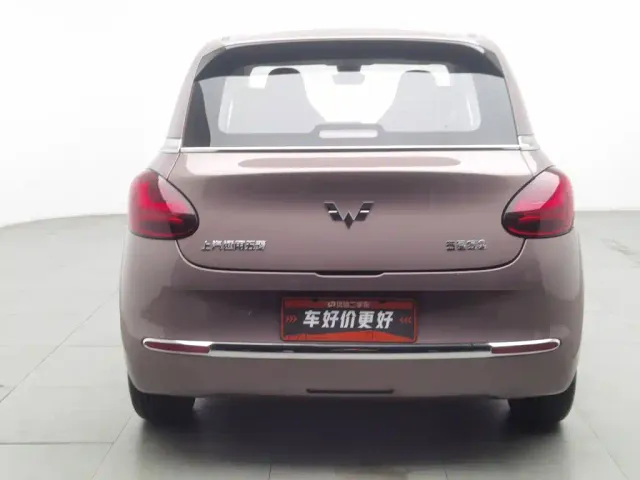 Wuling Bingo — Фото автомобиля 4