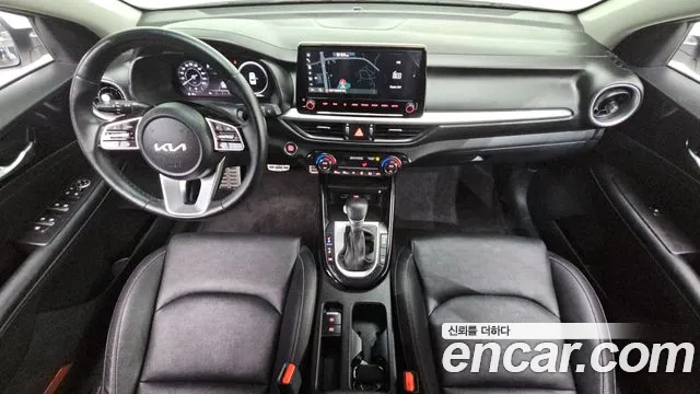 Kia K3 — Фото автомобиля 10
