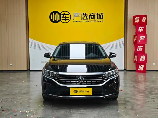 Volkswagen Passat — Фото автомобиля 2