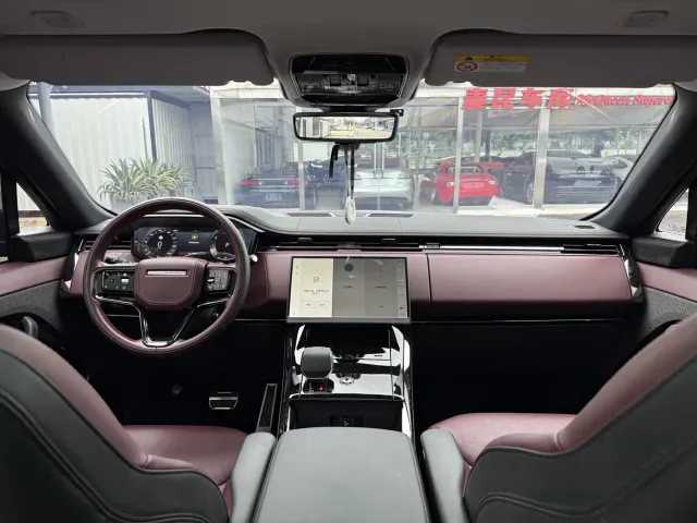 Land Rover Range Rover Sport — Фото автомобиля 10