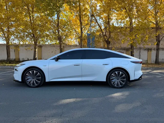 Toyota BoZhi 7 — Фото автомобиля 8