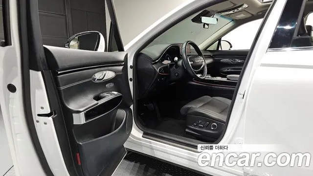 Genesis GV70 2.5T Бензин 2WD — Фото автомобиля 6