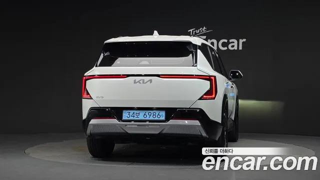 Kia EV5 — Фото автомобиля 4