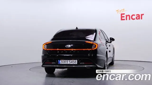 Hyundai Sonata — Фото автомобиля 4
