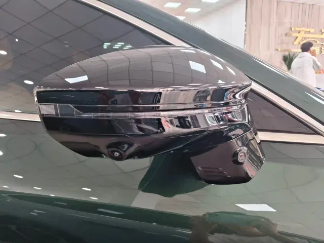 Geely Galaxy Xingyao 8 — Фото автомобиля 23