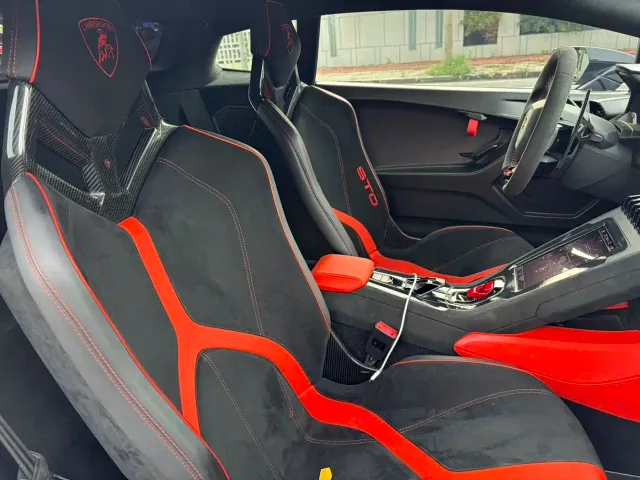 Lamborghini Huracan — Фото автомобиля 10