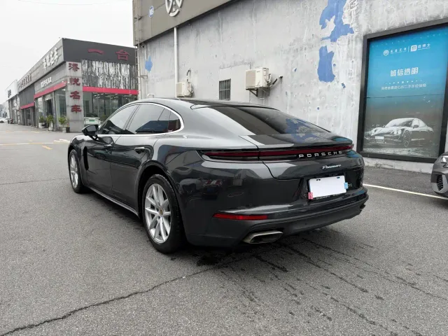 Porsche Panamera — Фото автомобиля 12